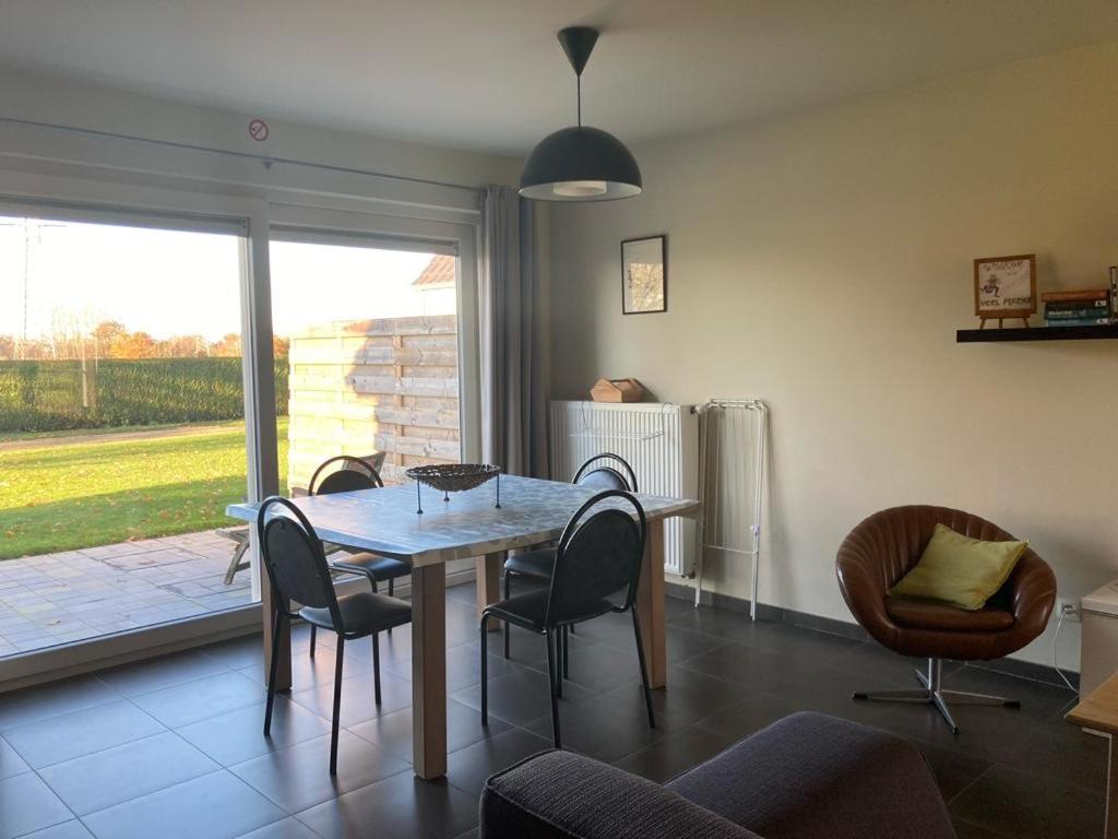 De Smokkelaar & Het Schuurtje Villa Maldegem Bagian luar foto